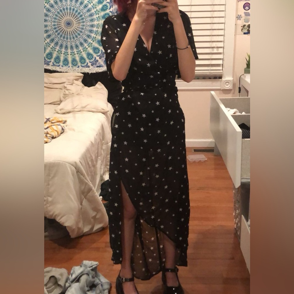 🖤 Forever 21 Black Star Dress 🖤